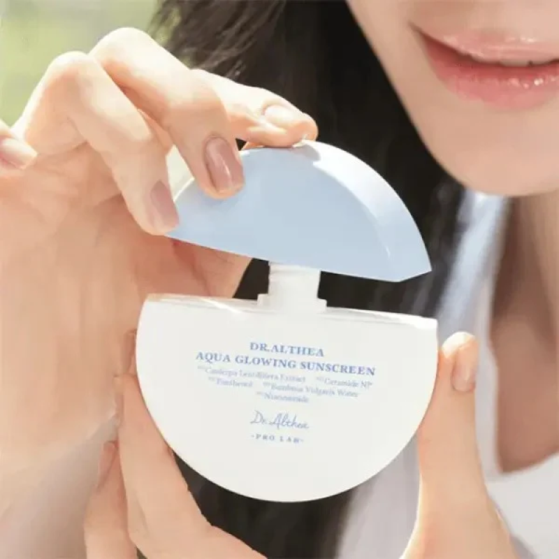 Dr. Althea Aqua Glowing Sunscreen (45ml)